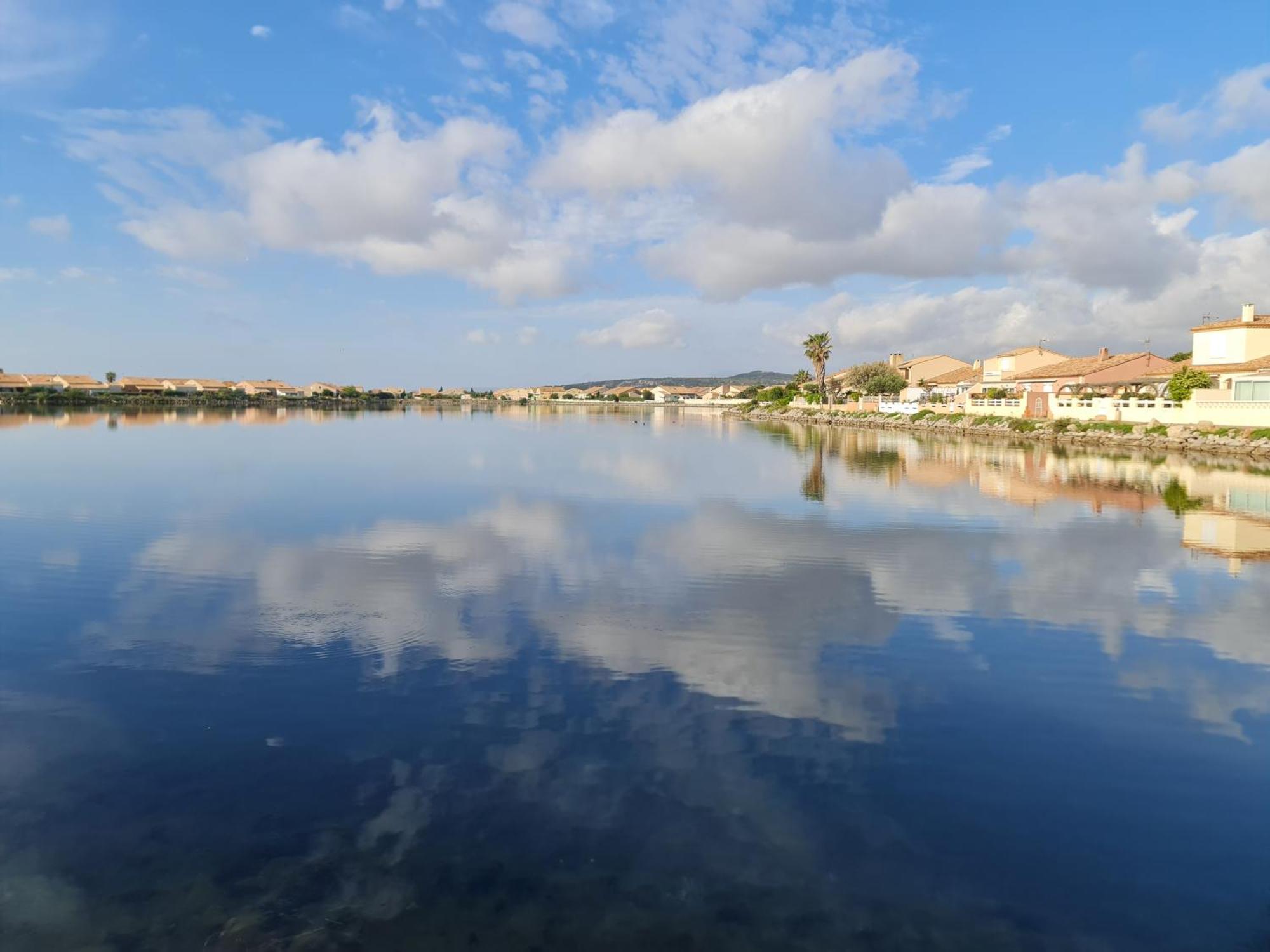 Splendide Appartement Golden House Vue Lac Et Montagne Port-la-Nouvelle Quarto foto